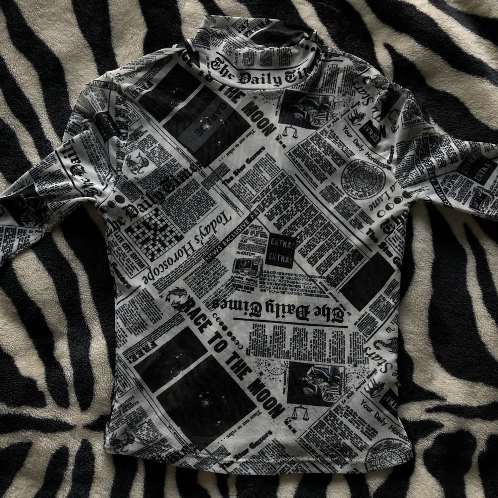 Garage Long Sleeve Mesh Crop Top